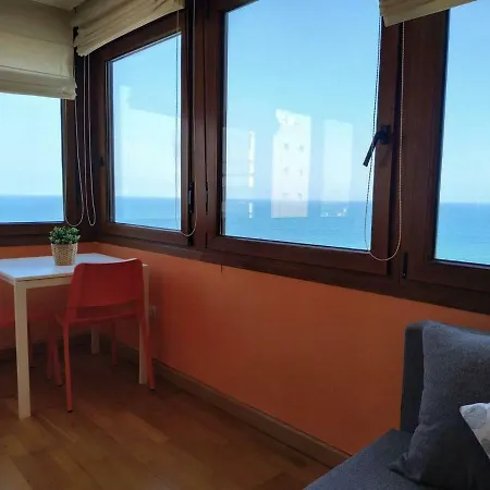 Apartment Acogedor Apartamento En Primera Linea De Playa Torremolinos